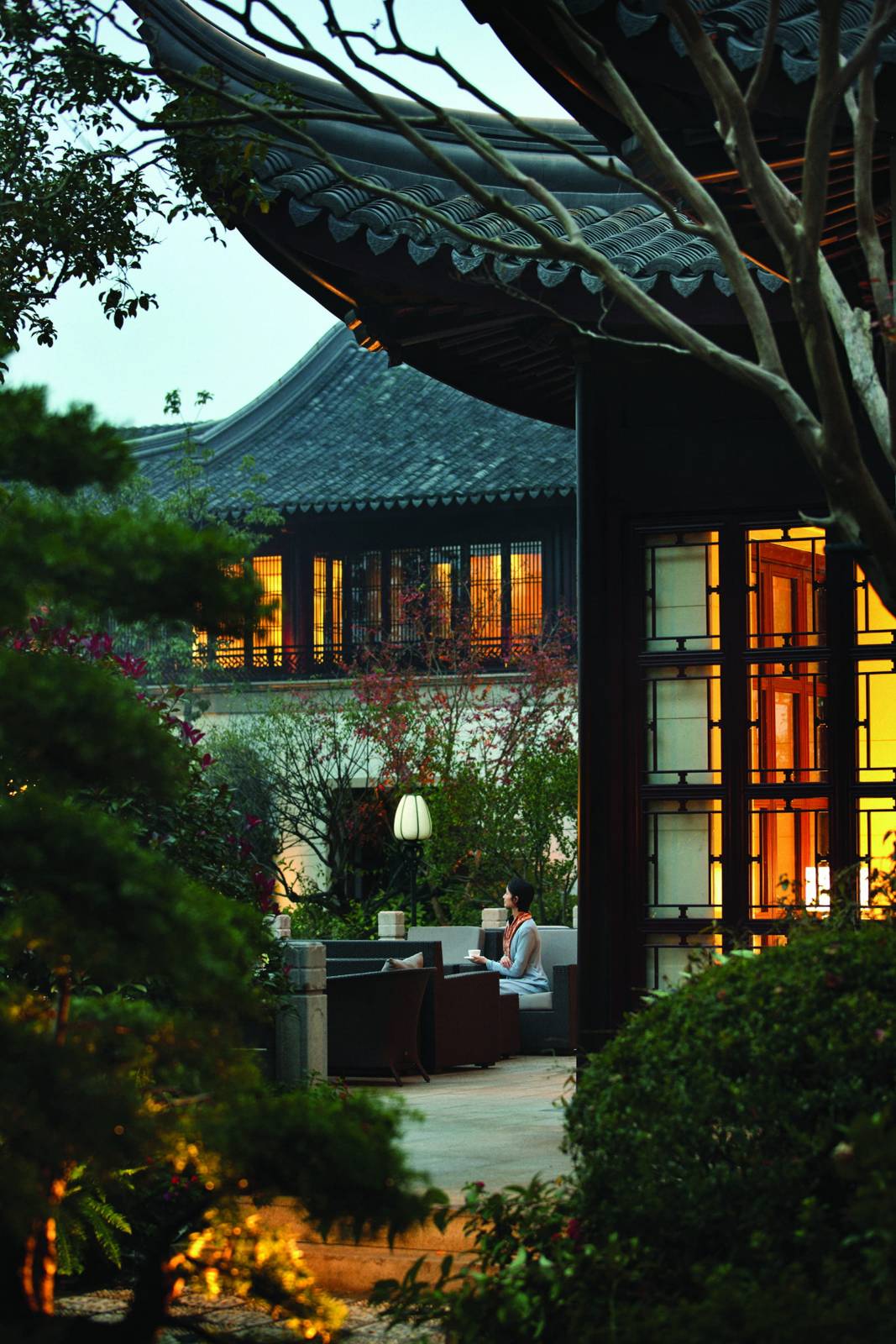 杭州西子湖四季酒店大廳酒廊夜景