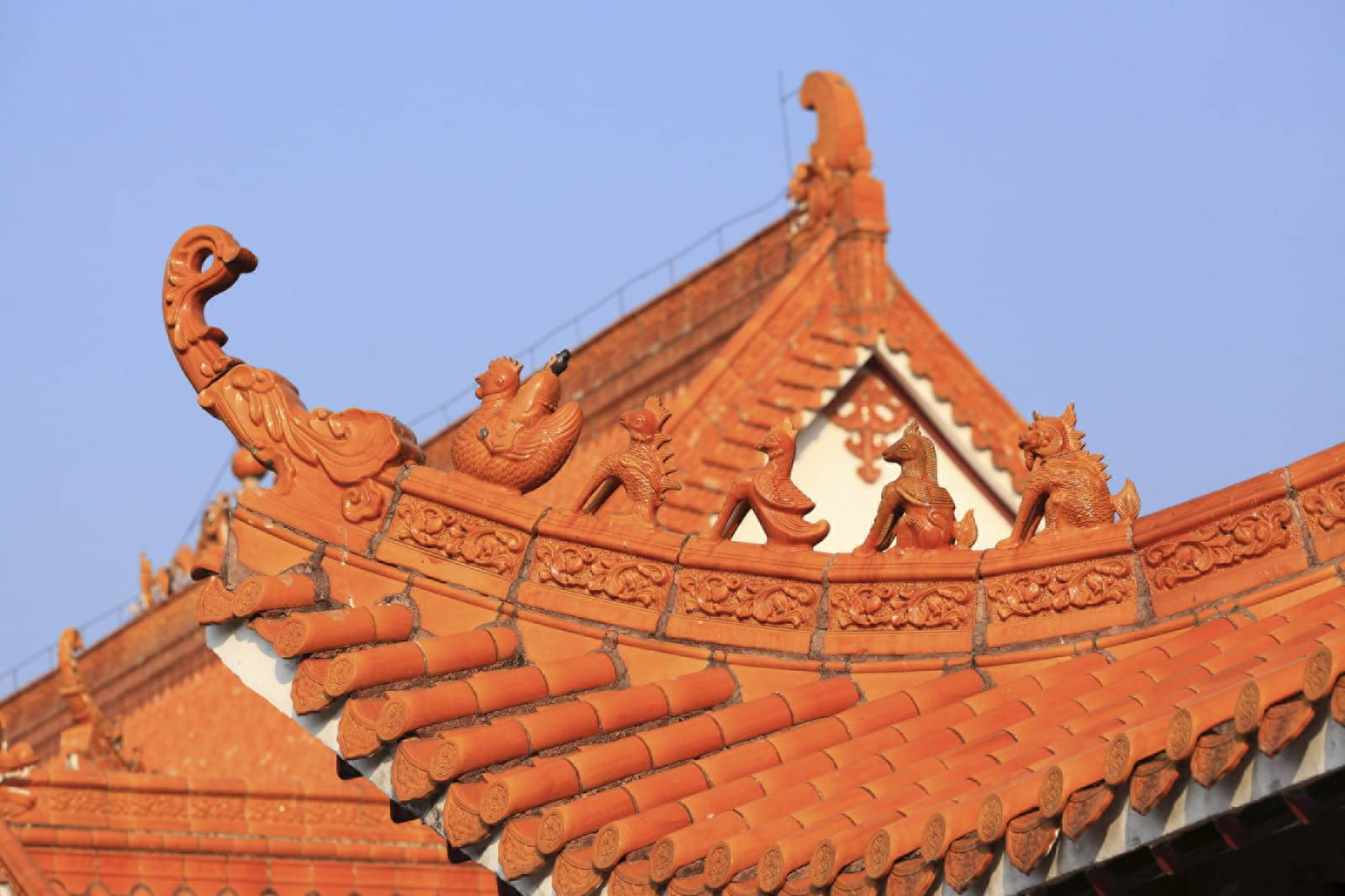 嶺南傳統建築的屋脊雕飾(目的地參考)