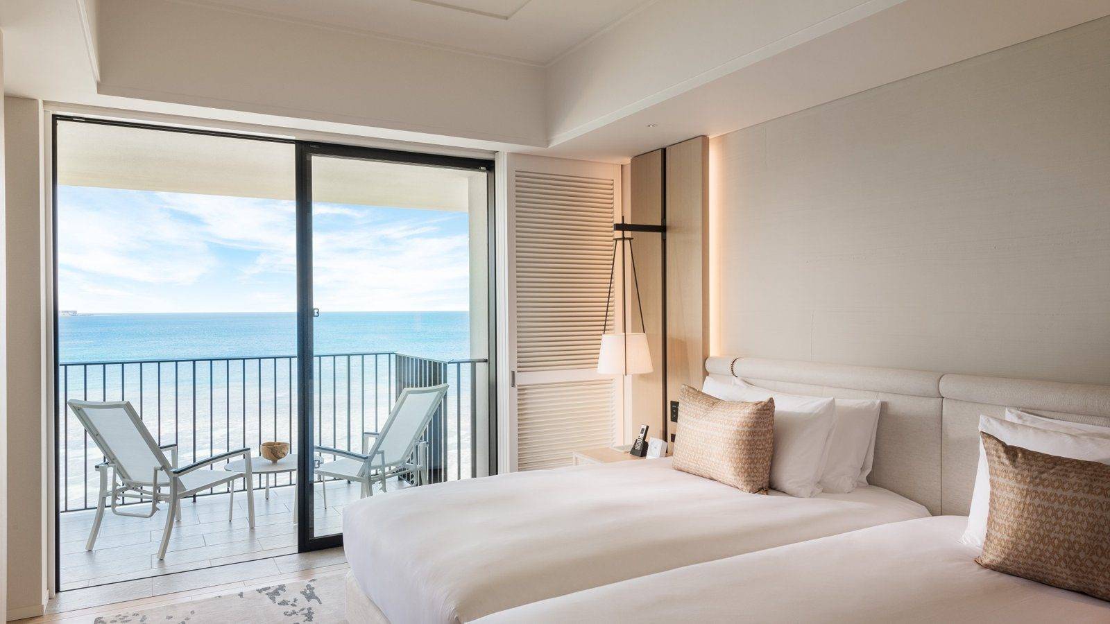 沖繩海麗客蘭尼 Premier Club 客房與陽台海景