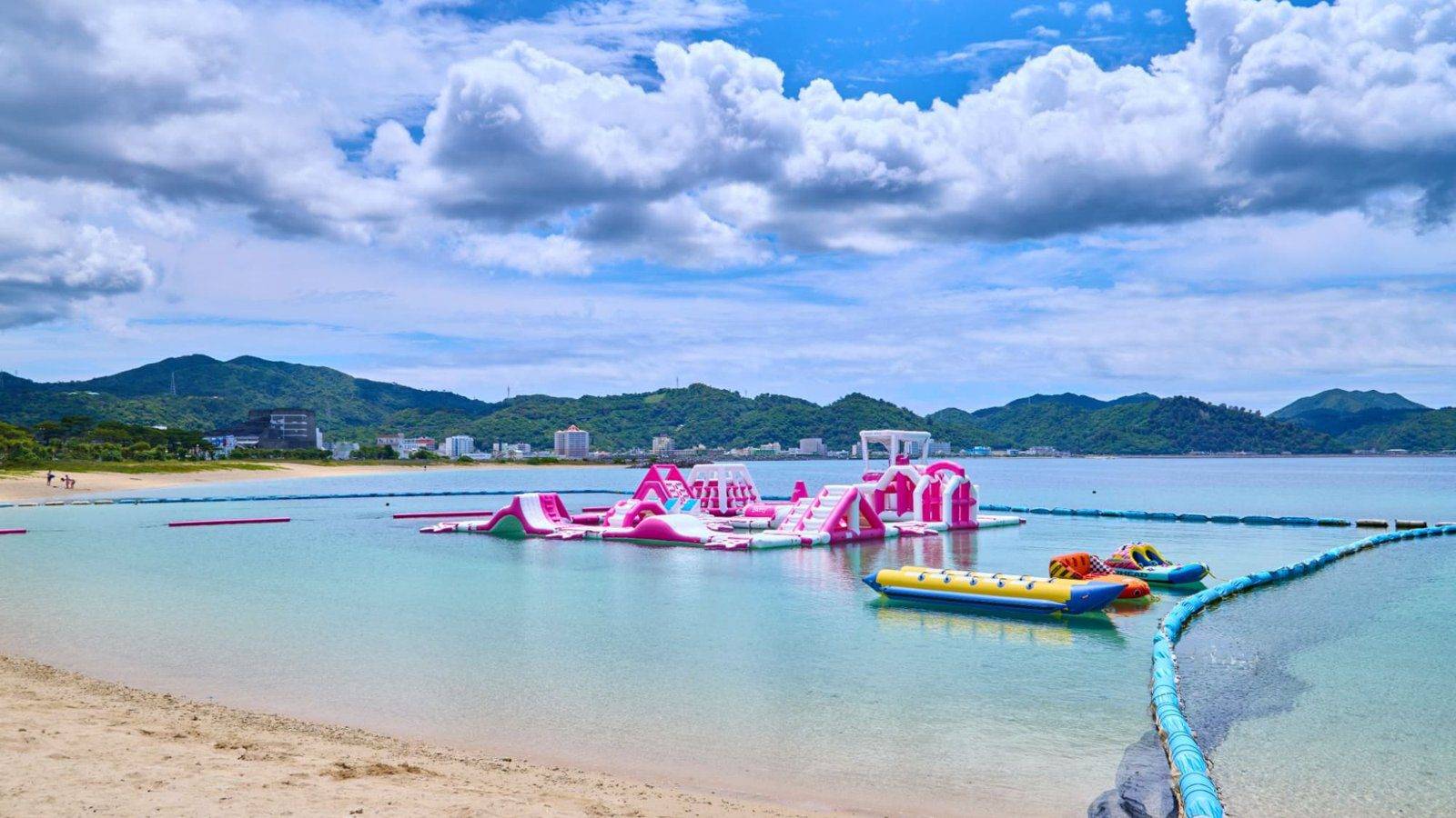 HOTEL YUGAF INN OKINAWA前方的 21 世紀之森海灘