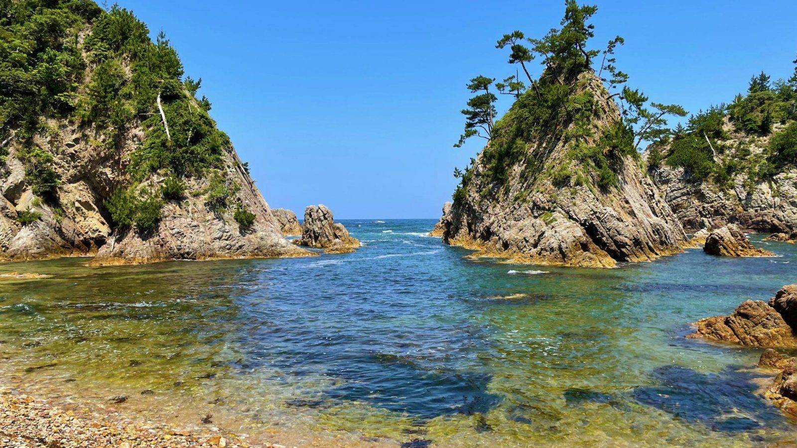 岩井溫泉 岩井屋附近的浦富海岸