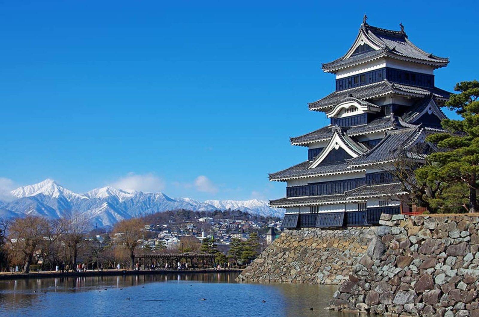 松本城