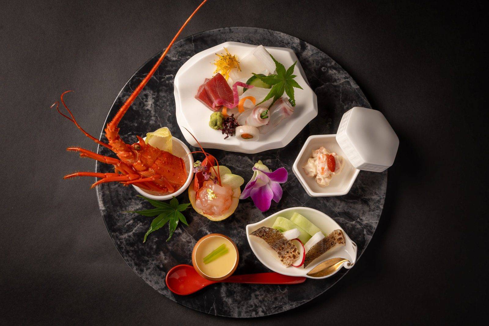 賢島寶生苑 伊勢龍蝦生魚片與會席前菜