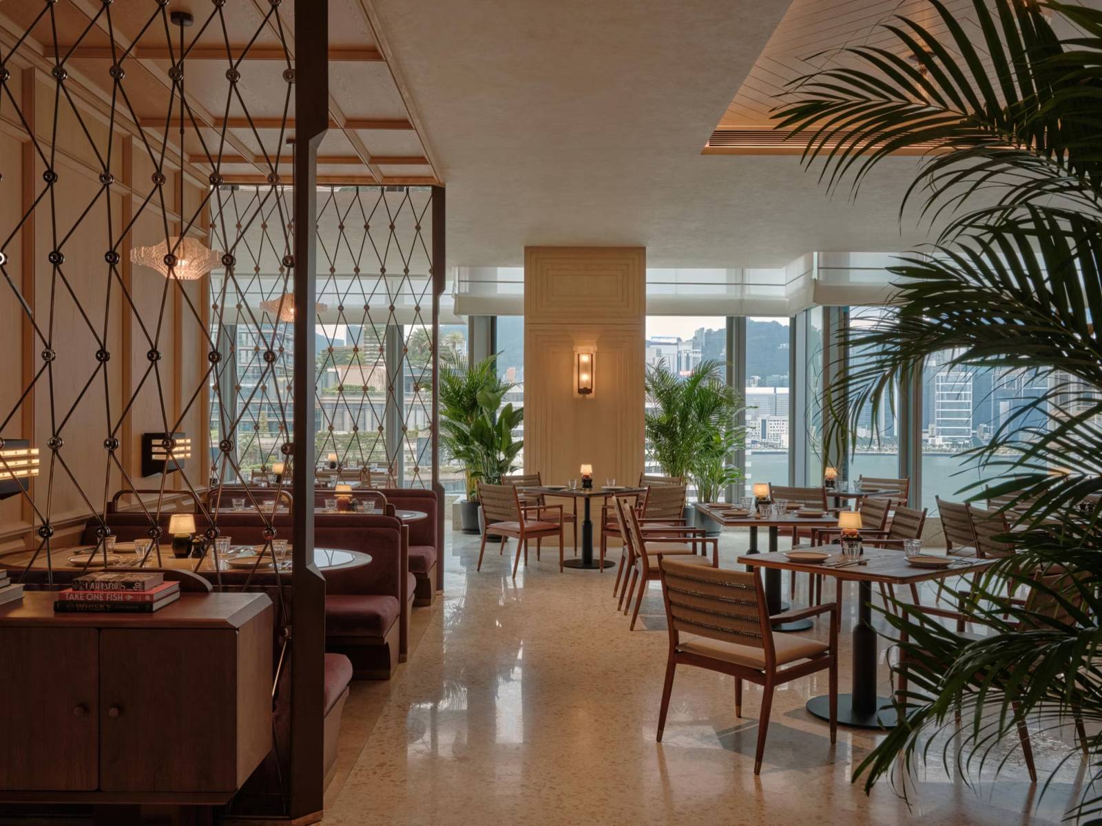 香港尖沙咀金普頓酒店 Hillside 的用餐區