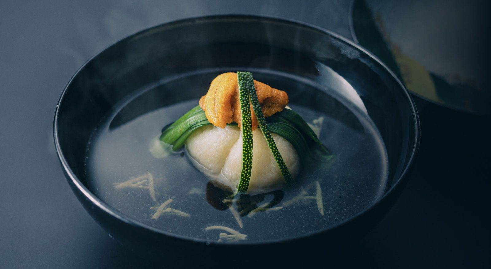 奈良春日奧山 月日亭會席料理的湯物