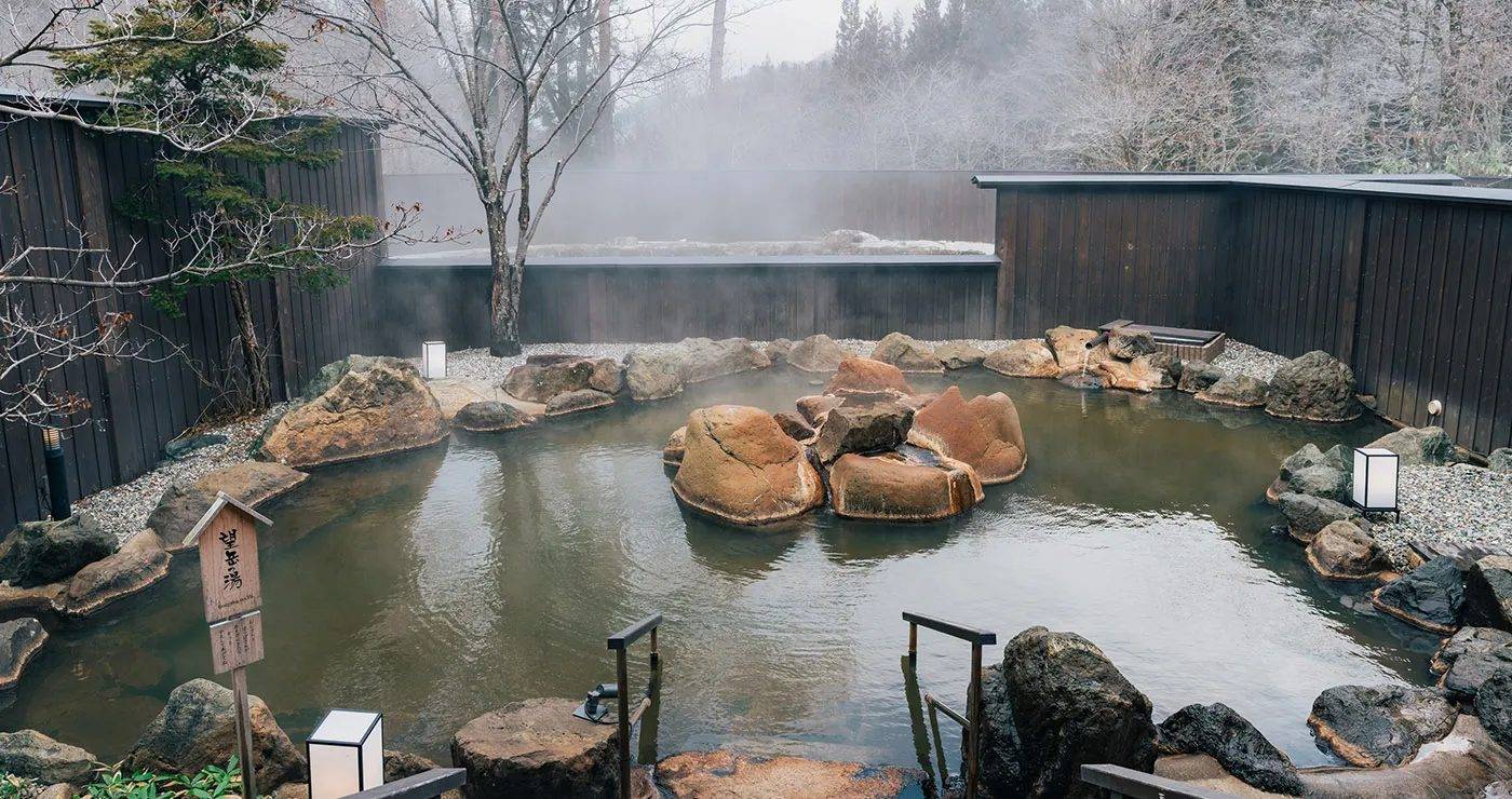 奧飛驒溫泉鄉 平湯 匠之宿 深山櫻庵 露天風呂