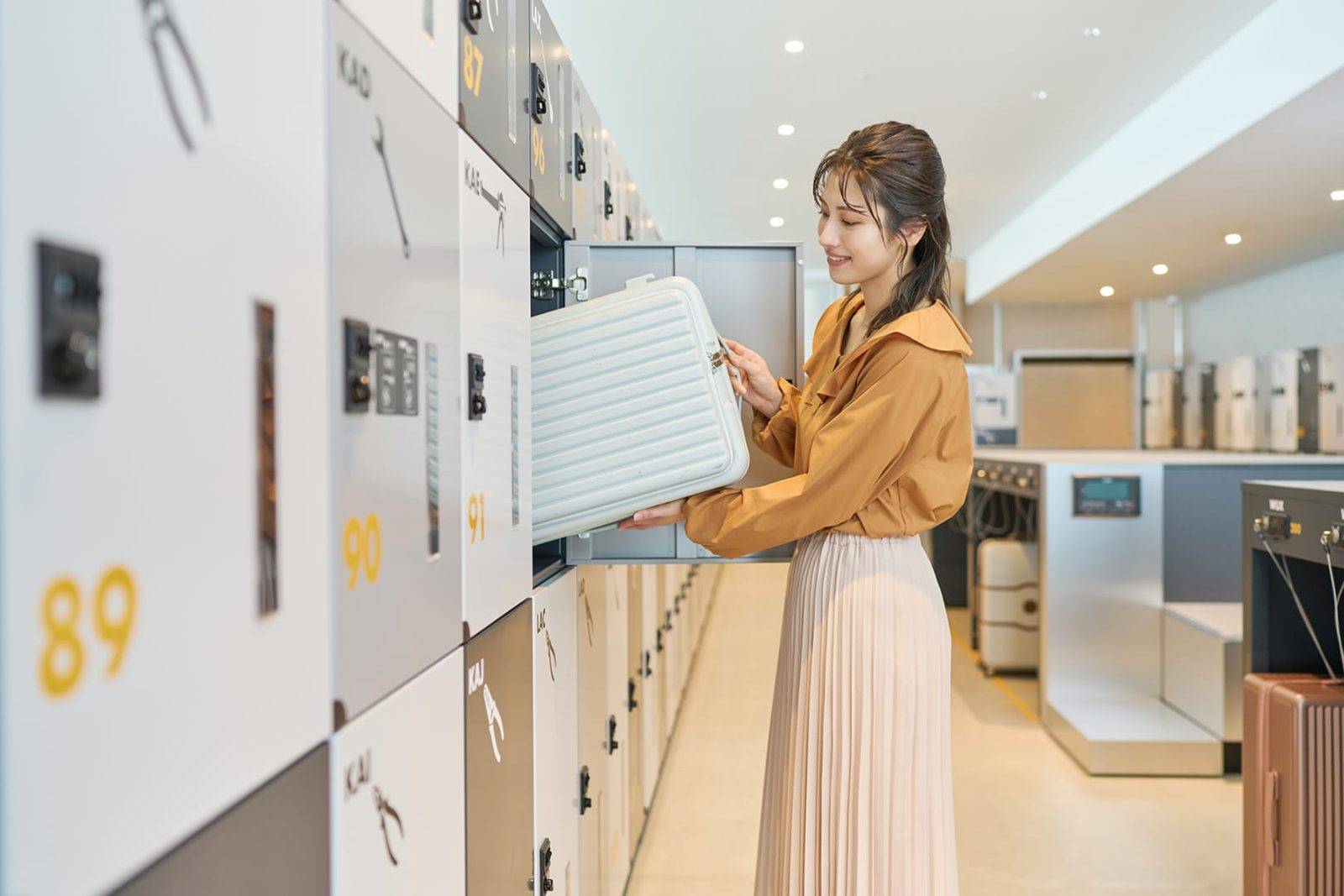 OMO 關西機場行李間