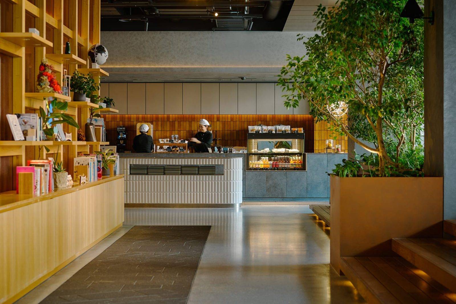 OMO5 熊本 CAFE & BAR