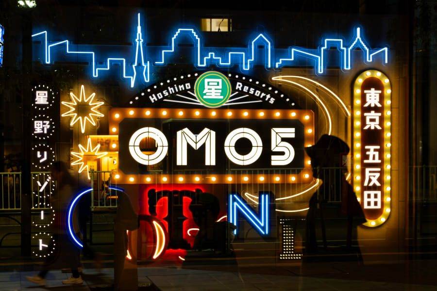 OMO5 東京五反田 霓虹燈 OMO5 招牌