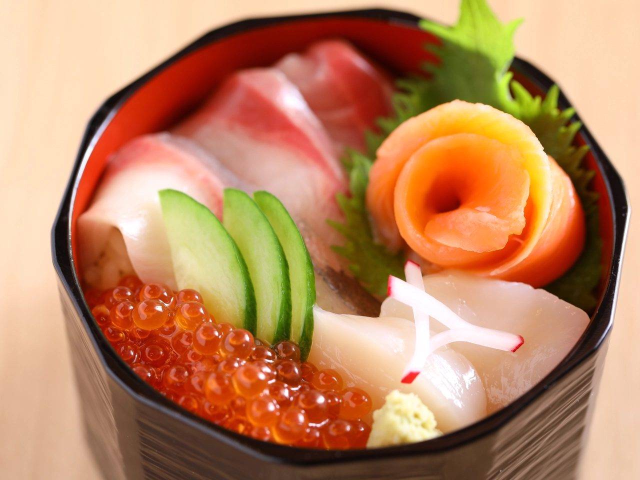 御宿 野乃 仙台 早餐的海鮮丼