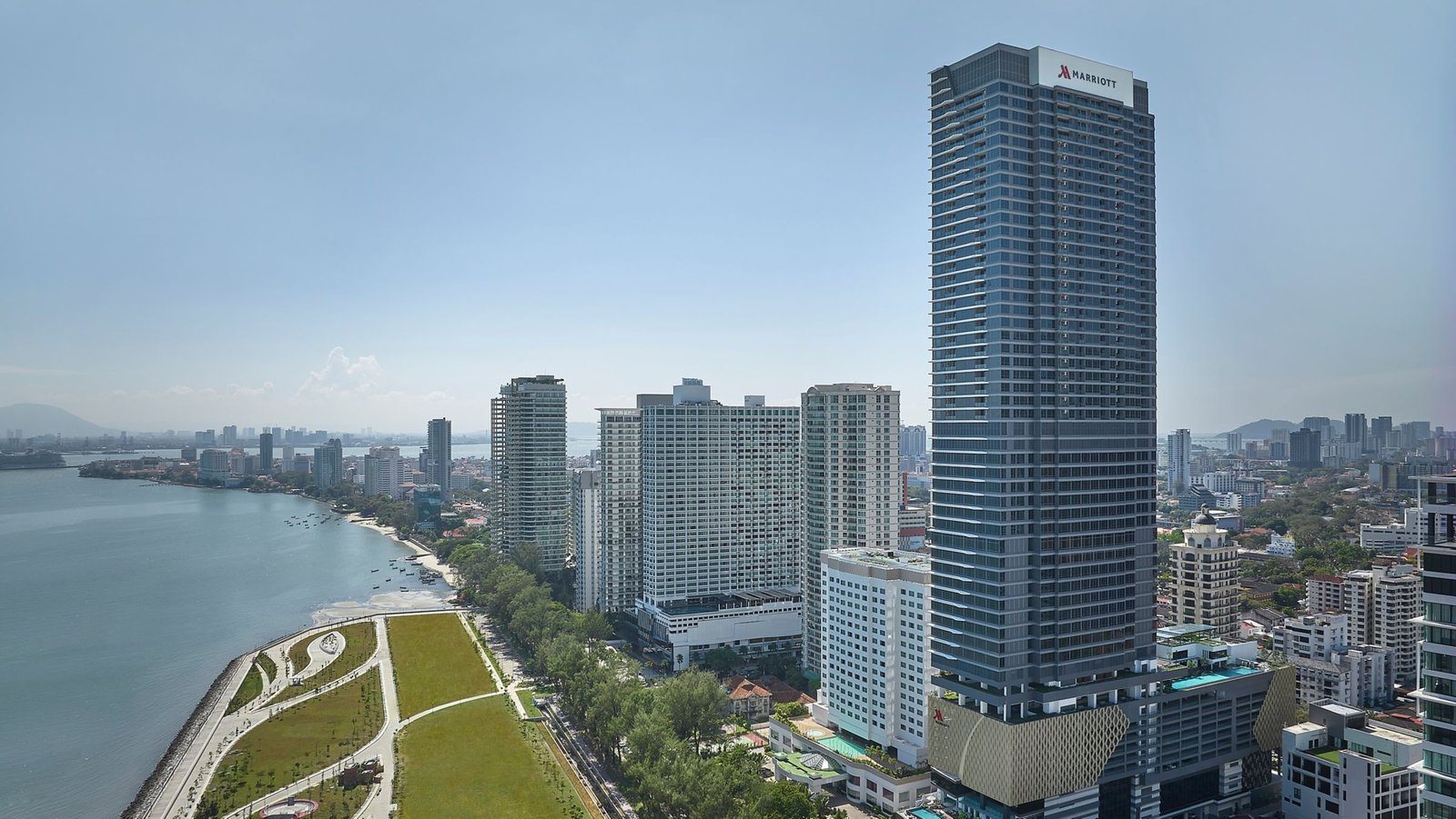 檳城萬豪高樓與格尼大道海濱綠地空拍