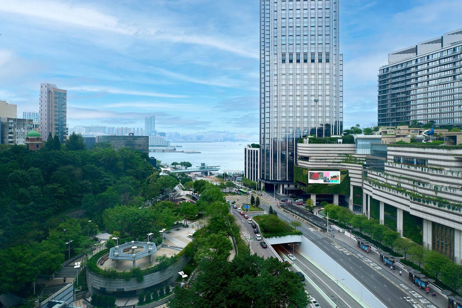 從香港喜來登酒店看尖沙咀東與周邊街景