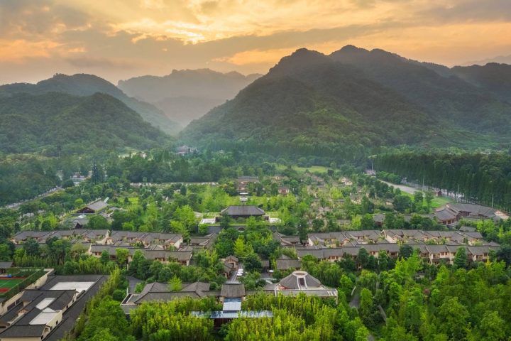 青城山六善酒店
