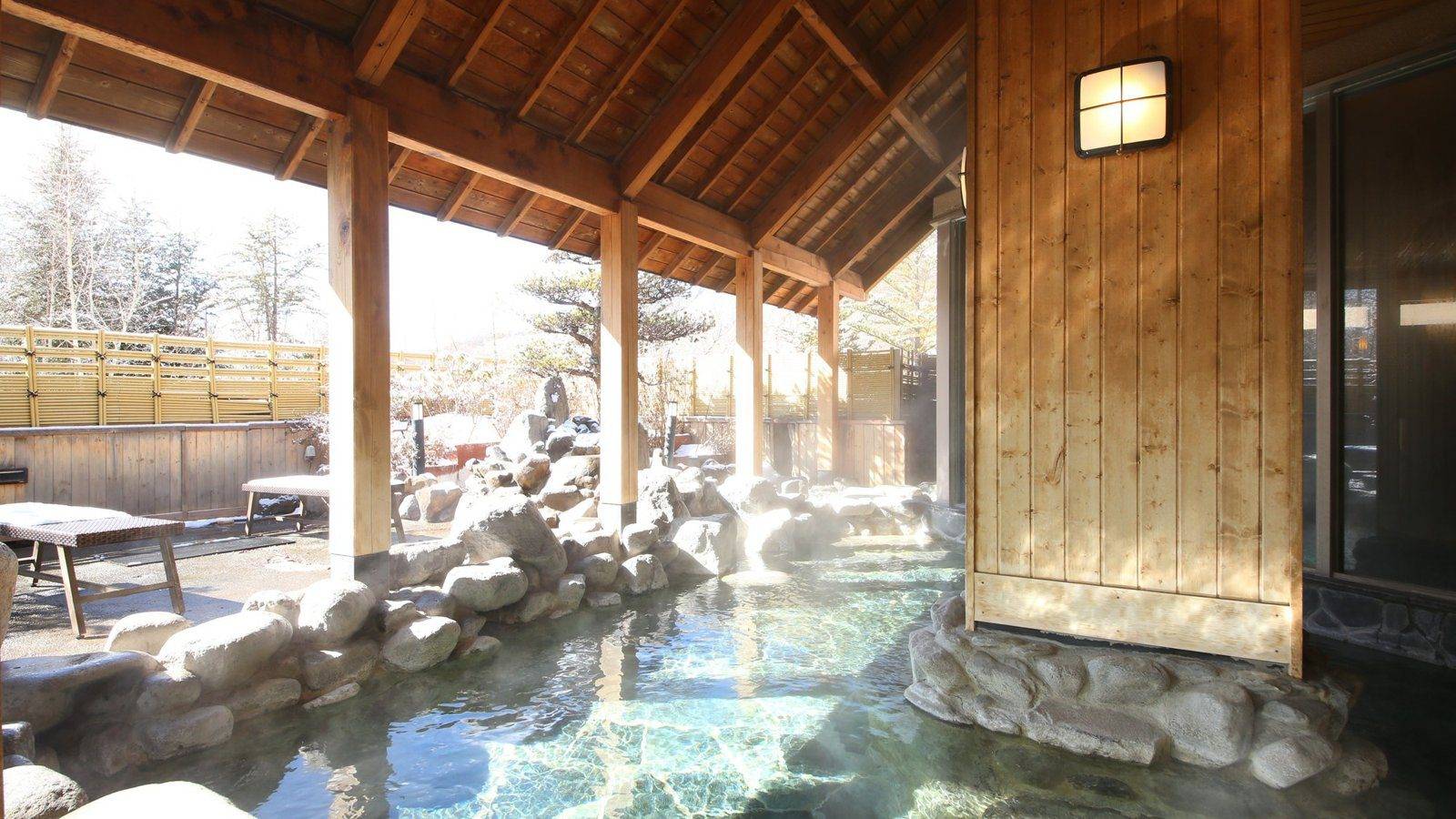 蓼科東急飯店鹿山の湯露天風呂
