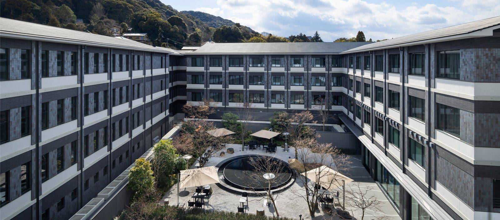 THE HOTEL HIGASHIYAMA 京都東急客房棟圍繞的中庭