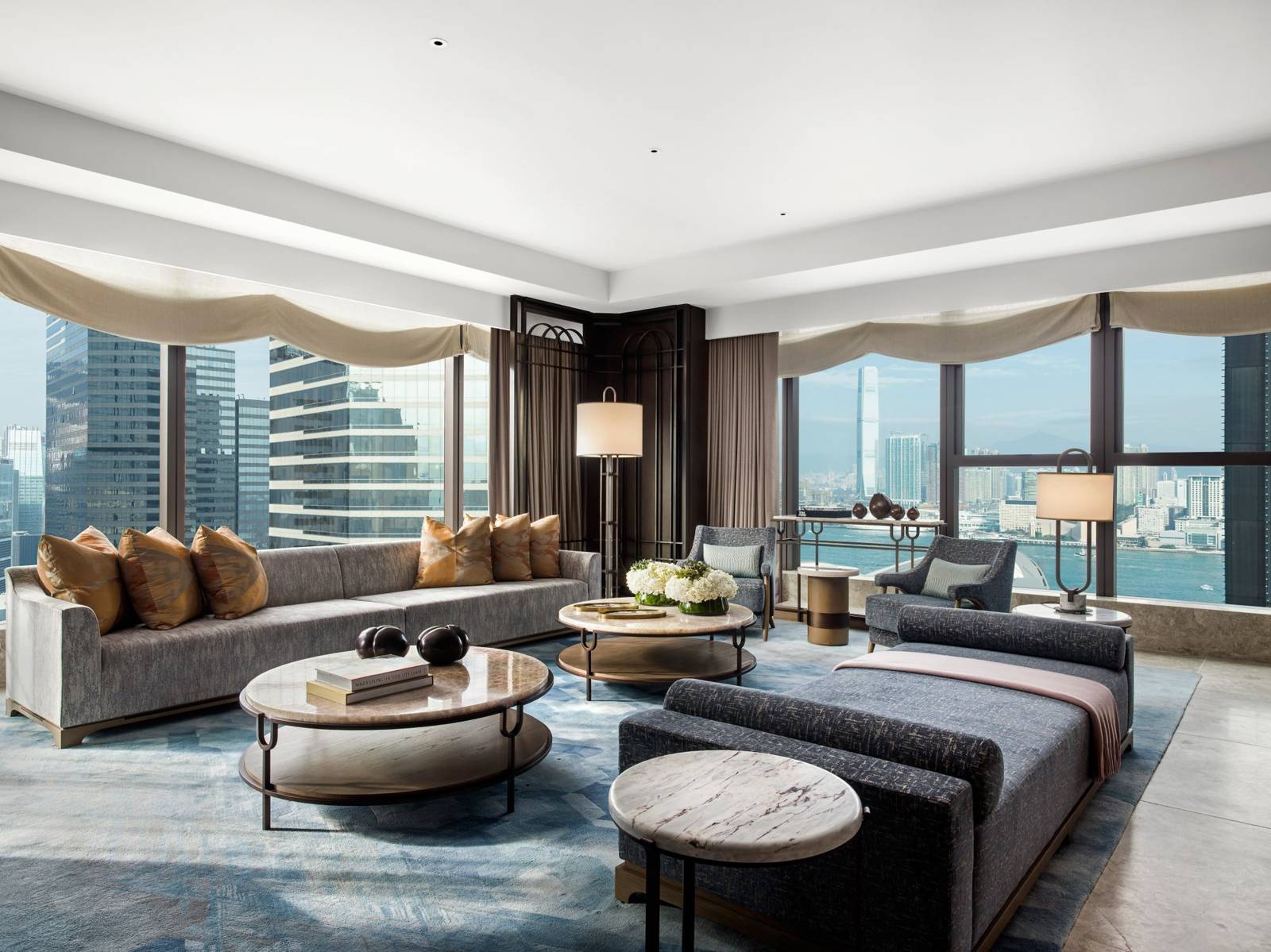 香港瑞吉酒店 Presidential Suite 的客廳