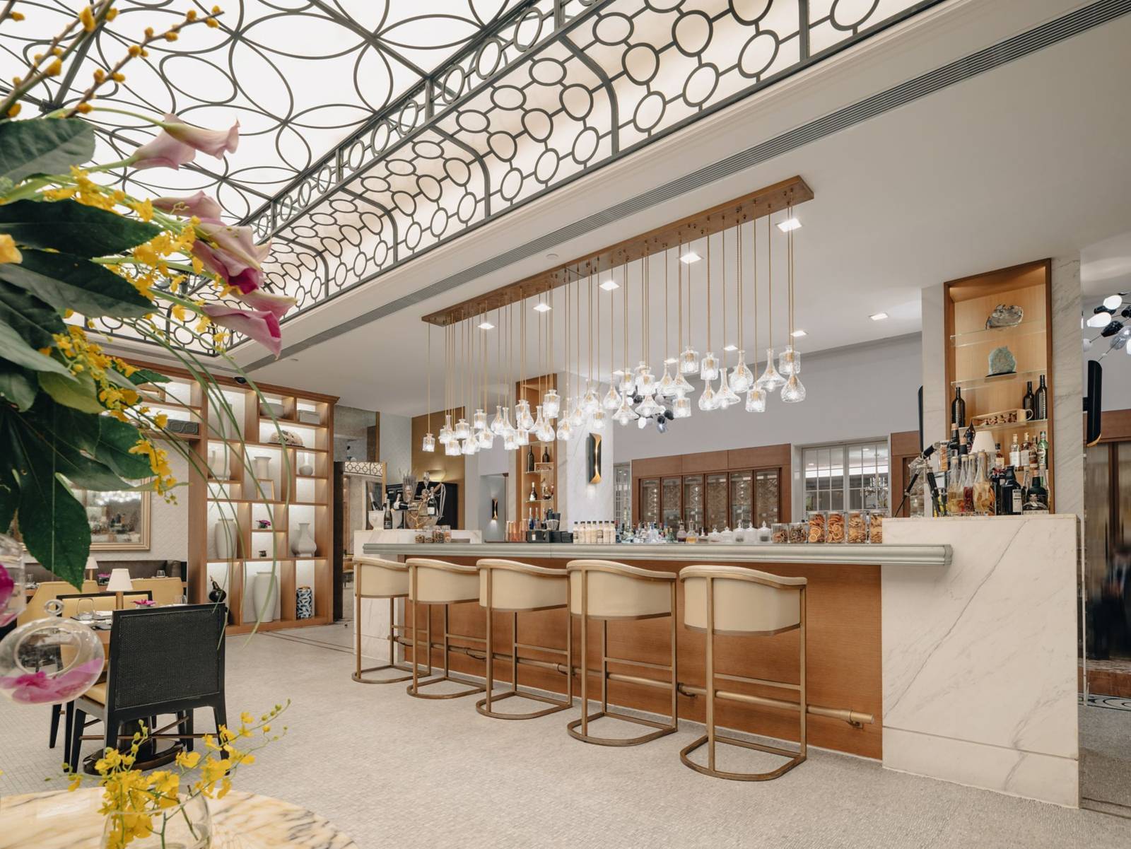 澳門瑞吉酒店 The Manor 的 The Verandah 吧台區
